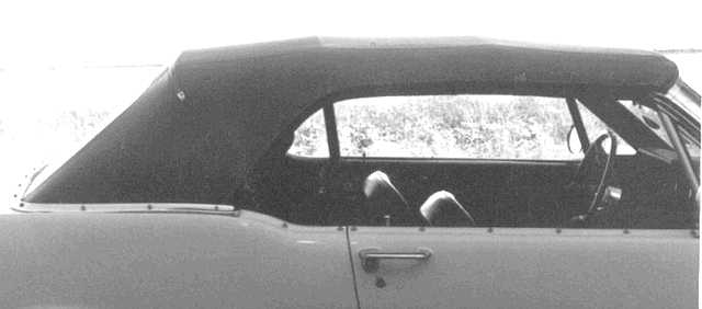 1969-70 FORD MUSTANG  CONVERTIBLE TOP (WHITE)
